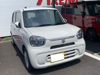 お手頃なプライス・そして燃費の良い車に